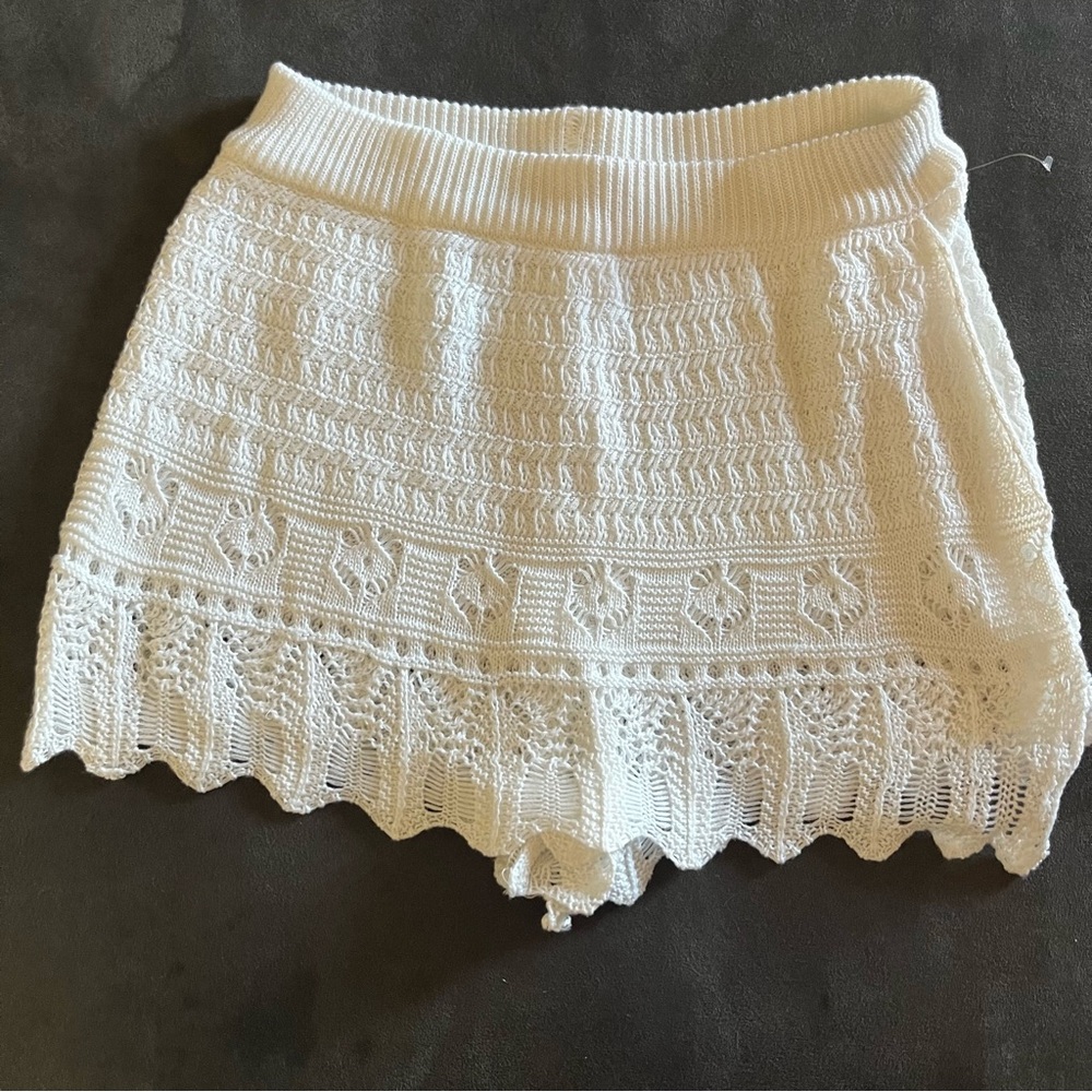 House Of Spence Crocheted Skort Size Medium EUC